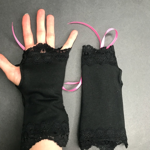 Short Corset Fingerless Gloves Pink Lace Up Arm Cuffs Princess Goth Sexy Sleeves - Picture 6 of 6